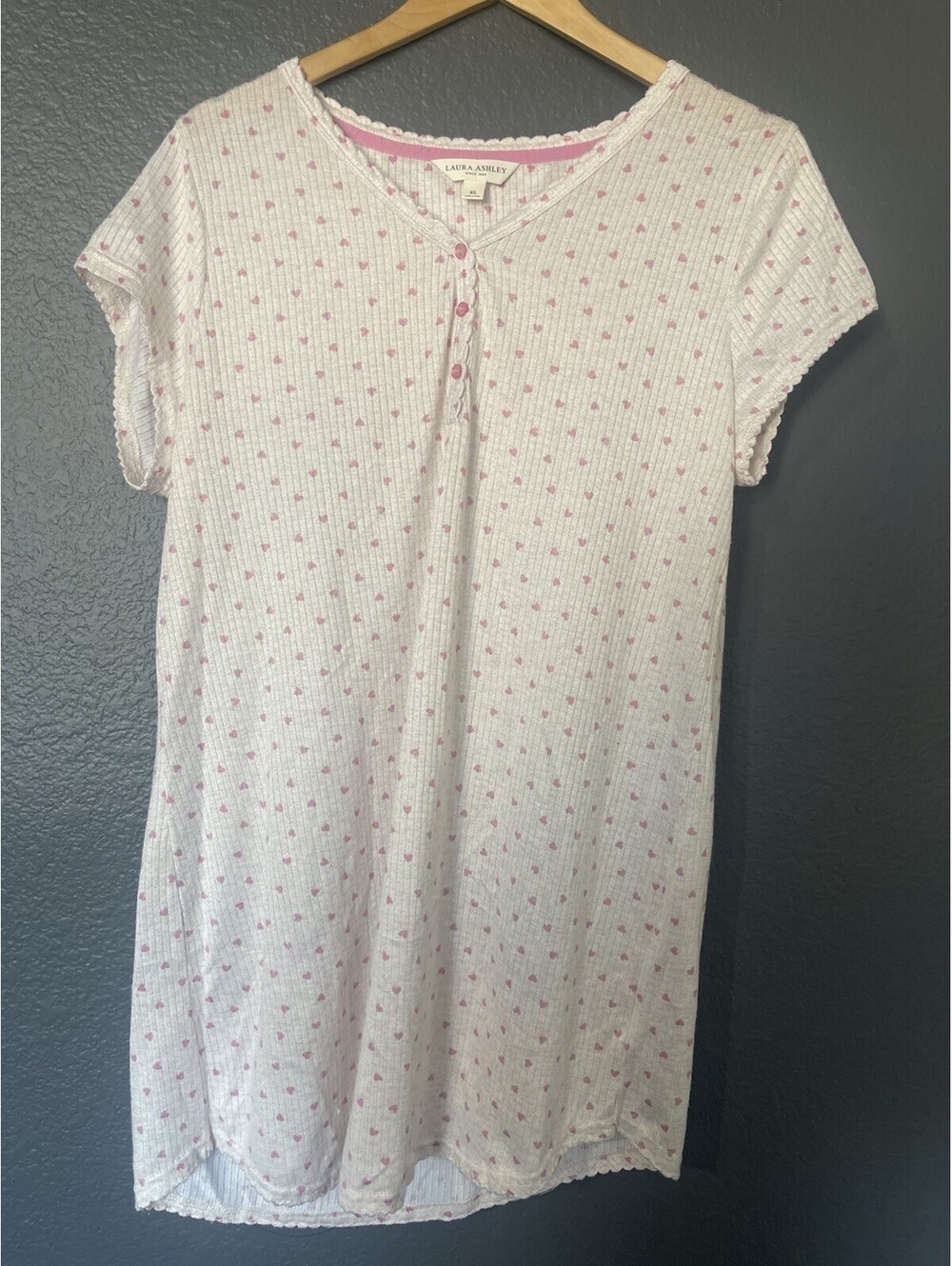 Laura Ashley Knit Nightgown XL Hearts Soft Short Sleeves Buttons Cottage Preppy